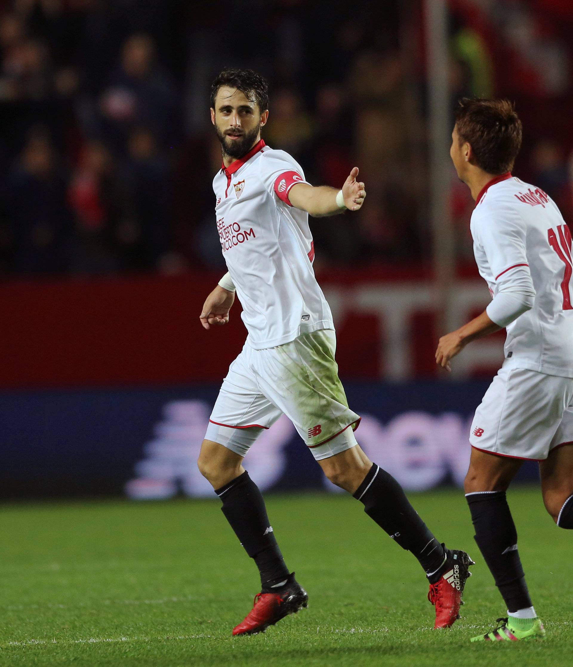 Football Soccer - Spanish La Liga Santander - Sevilla v Valencia