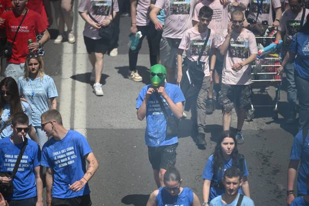 Zagreb: Maturanti krenuli prema Bundeku