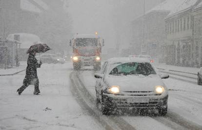 Kamioni se prepriječili preko ceste na A4 Zagreb-Goričan