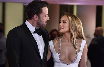 Ben Affleck pojavio se nakon 20 godina u novom spotu s J.Lo