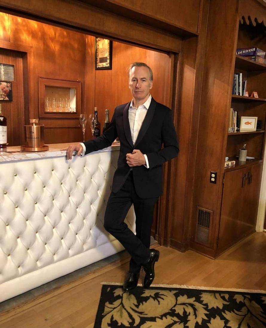 Nakon što mu je pozlilo na snimanju, glavni glumac serije 'Better Call Saul' je stabilno