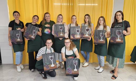 Radionica 'Slikaj, Jedi, Pij' postala je hit u Novoj Gradiškoj