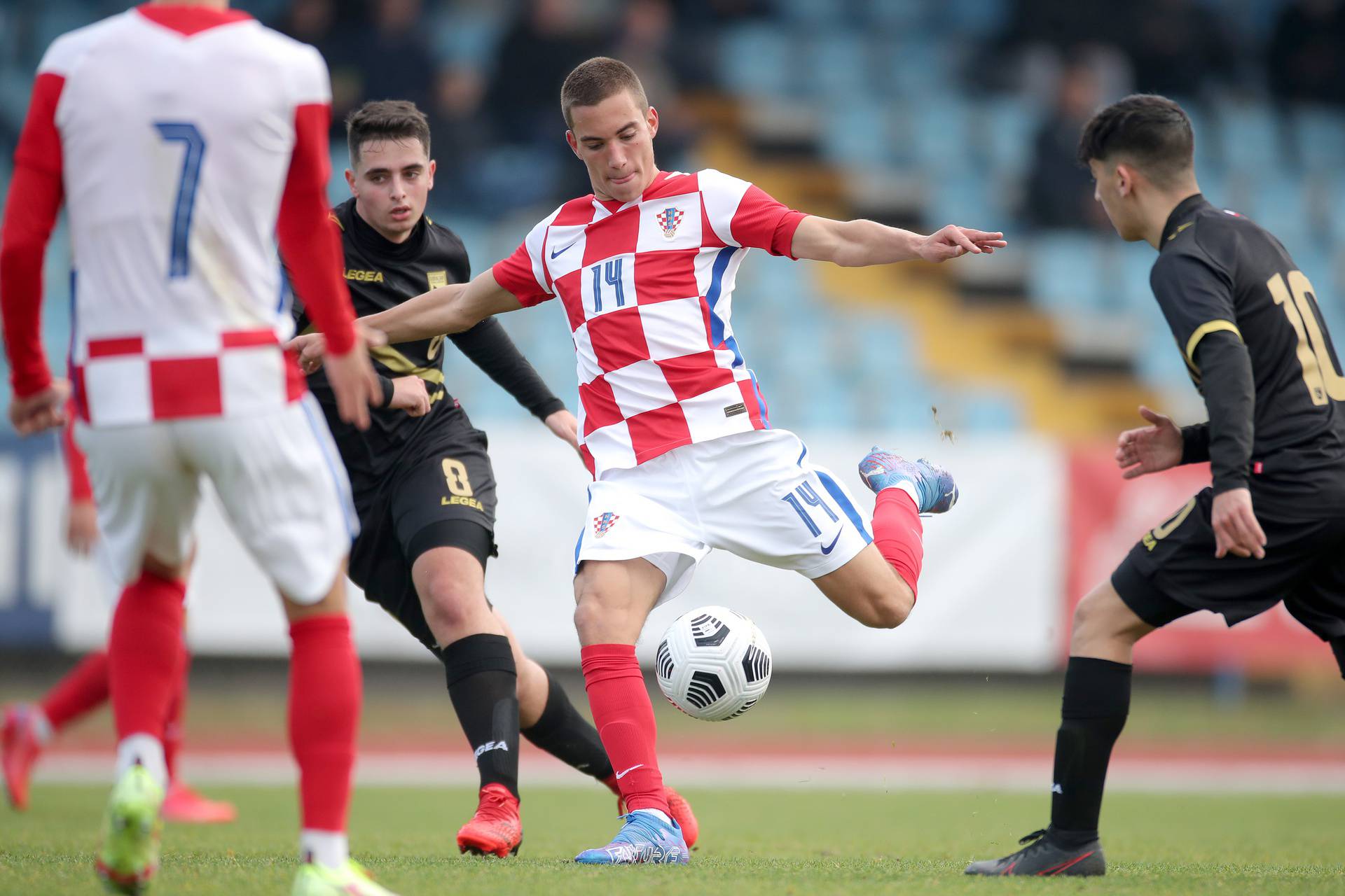 Hrvatska U-19 reprezentacija na startu kvalifikacija pobijedila 7:0