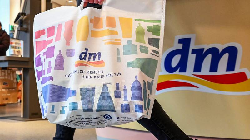 DM Announces Plan to Donate Five Percent of Black Friday Sales