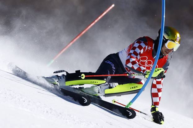 Alpine Skiing - Men's Slalom Run 1