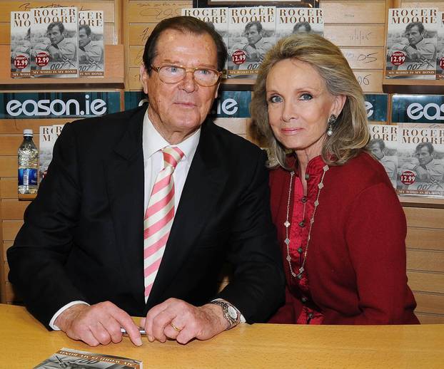 Roger Moore 007 & Wife Kiki weekend in Dublin, Ireland