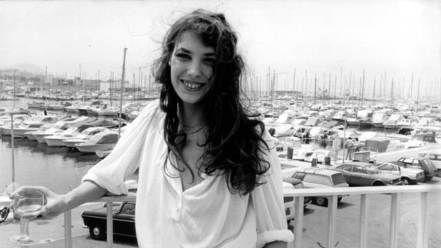 storyeditor/2023-07-17/1977_JANE_BIRKIN_MARSEILLE_01-1.jpg