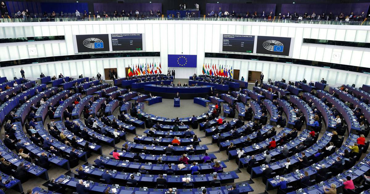 Chaos in the EU Parliament as Bottles of Suspicious Liquid Prompt Emergency Warning