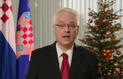 Josipović: Nacionalni ciljevi su iznad interesa dnevne politike 