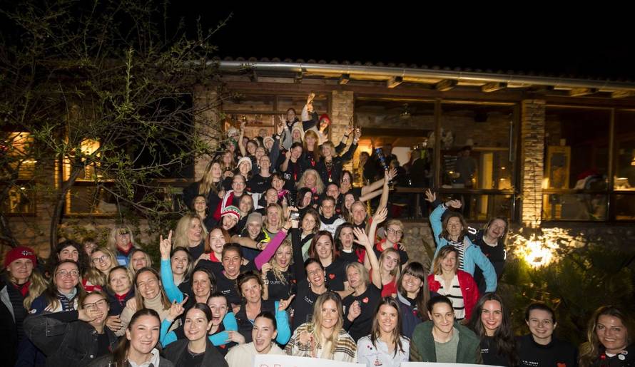 FOTO U Viškoj vali žene opet preuzimaju kormilo: Uskoro kreće deseta regata PMS Žena