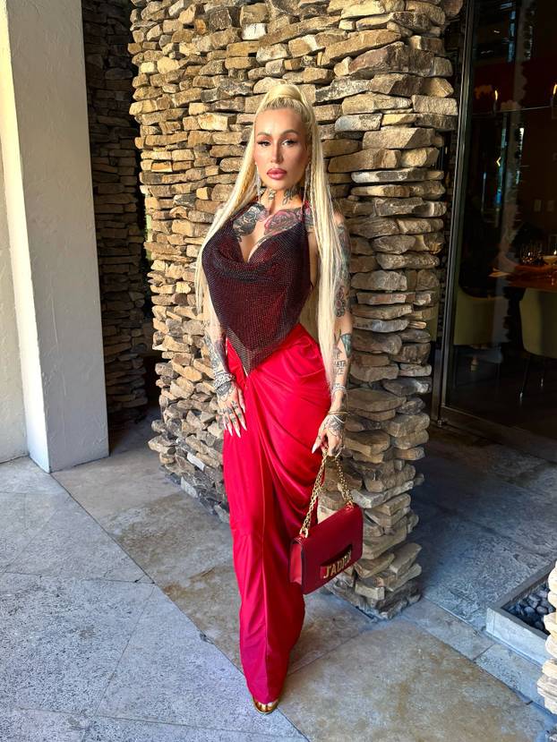 Potrošila je više od milijun eura na izgled, ali kaže da joj se najviše isplatilo prestati piti