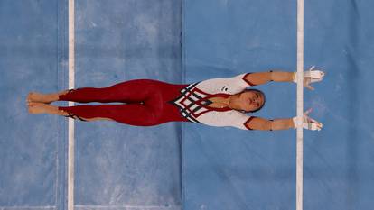 Gymnastics - Artistic - Women's Uneven Bars - Qualification