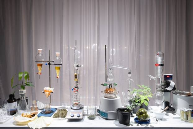 Zagreb: Otvorenje izložbe Skin(s)care - između njege i nasilja