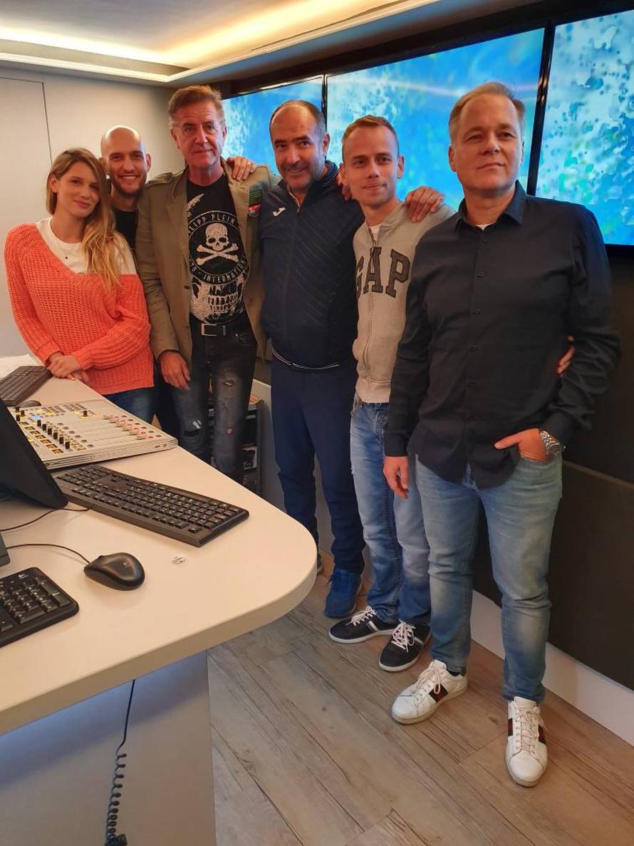 Škugor proslavio 30. rođendan: 'Radio je emitirao iz mog vrta'