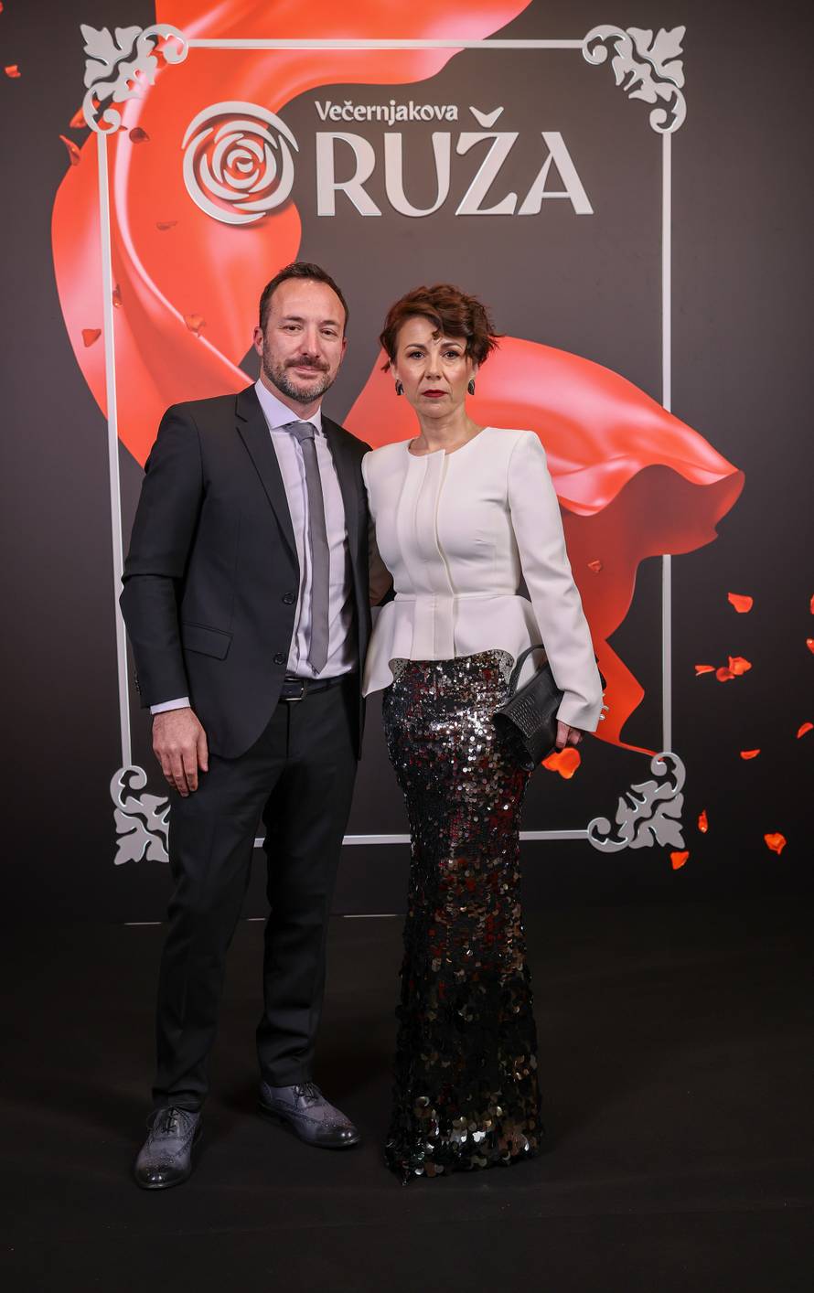 Zagreb: Uzvanici na dodjelu medijske nagrade "Večernjakova ruža" u Hrvatskom narodnom kazalištu