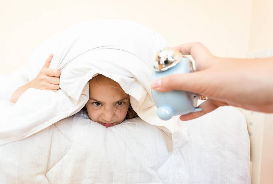 Neka spavaju: ‘Rezultati bi bili bolji da škola počinje u 9 sati’