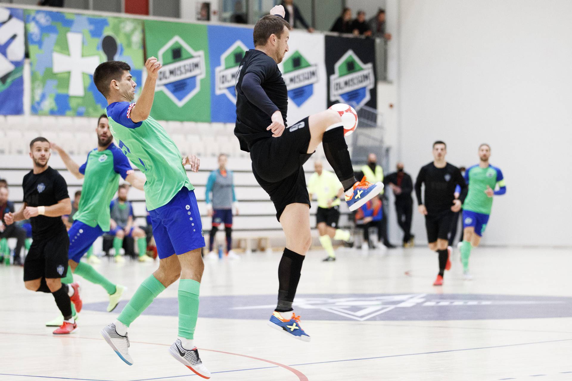 Omiš: Futsal Liga prvaka, skupina 7, Futsal Olmissum-FON