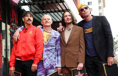 Red Hot Chilli Peppers nakon 23 godine vraćaju se na Billboard Music Award ceremoniju...