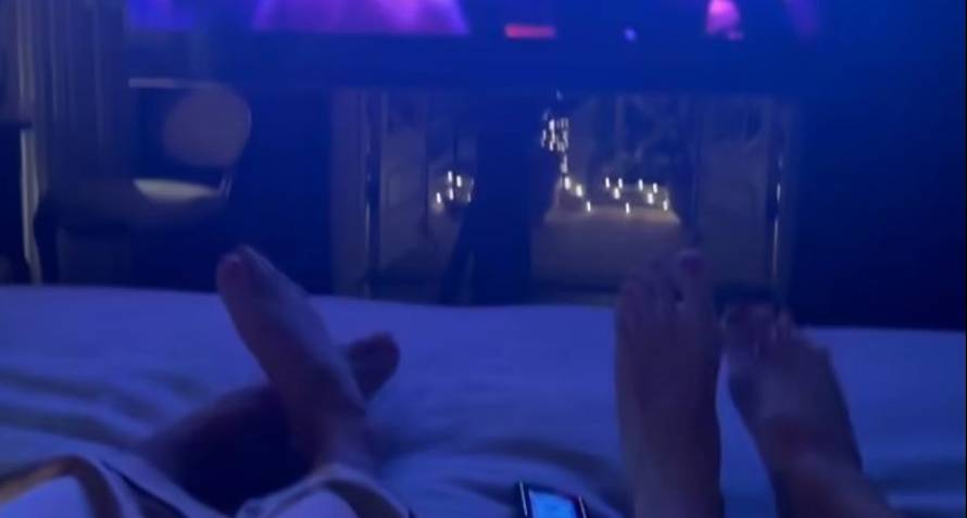 Heidi Klum u pidžami podijelila s kim se druži kad nema muža: Snimala stopala i smijala se...