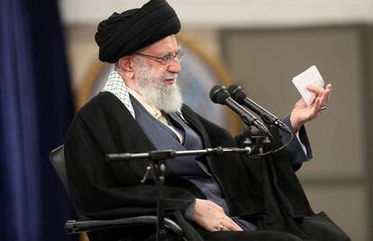 Iranski ajatolah Hamenei:  Irak ne bi smio dopustiti nijednog američkog vojnika na svom tlu