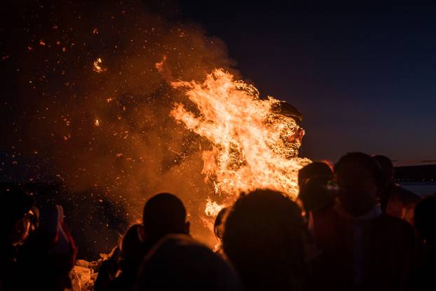 Tito i Ante Pavelić spaljeni kao Krnje u Kaštel Starom