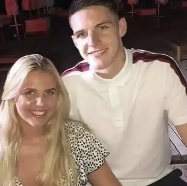 Navijač Tudorovog Tottenhama rugao se zvijezdi Arsenala zbog izgleda njegove supruge...