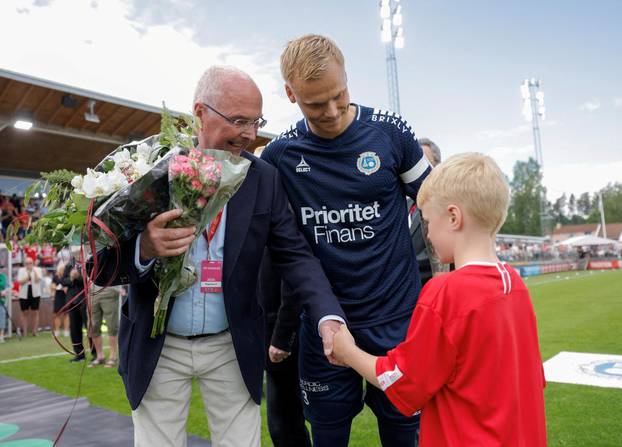 Superettan - Degerfors IF v Utsiktens BK