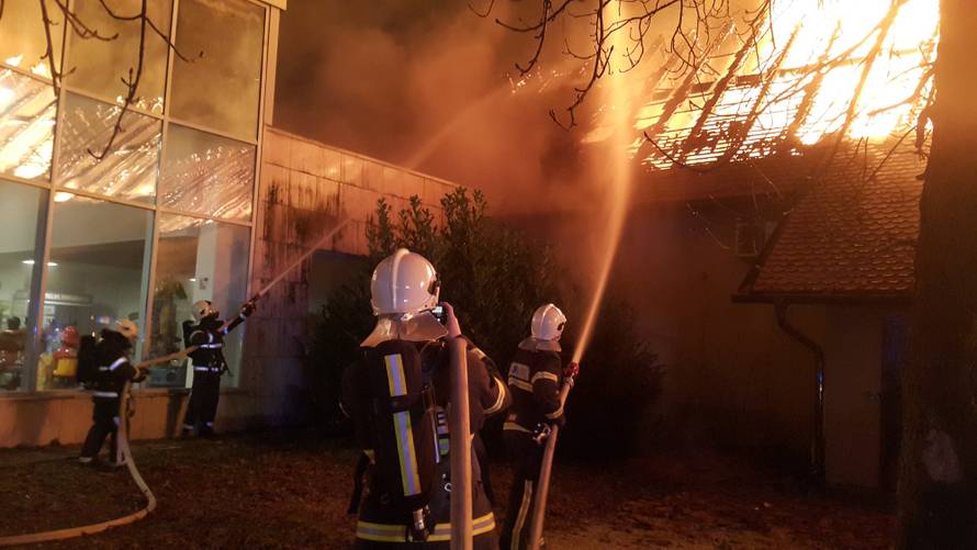 Vatrogasci iz Čateža: Kolege iz Krškog pozvane su zbog klora