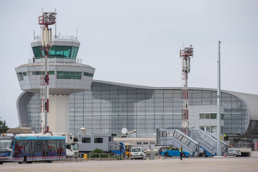 Luksuzni zrakoplov udario u stup u zračnoj luci Dubrovnik