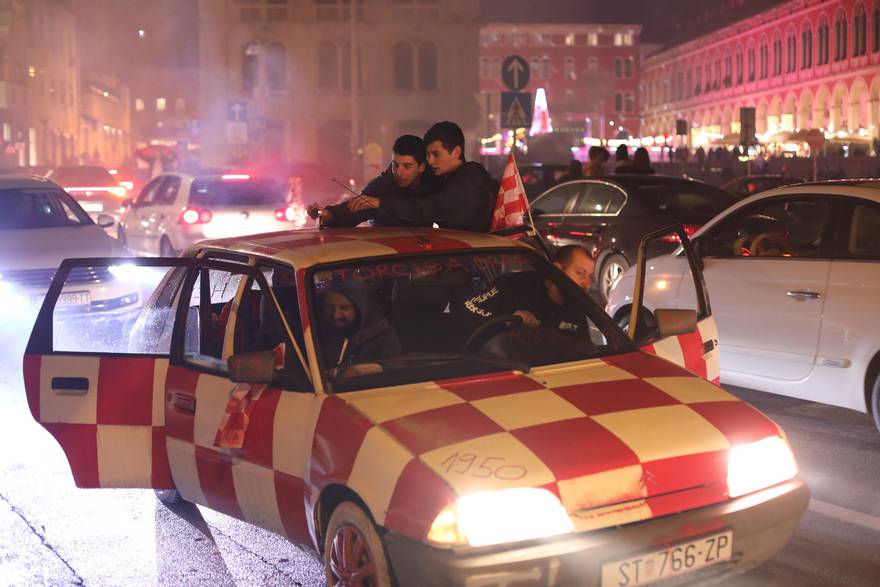 Atmosfera u Splitu nakon pobjede Vatrenih i osvojenog trećeg mjesta