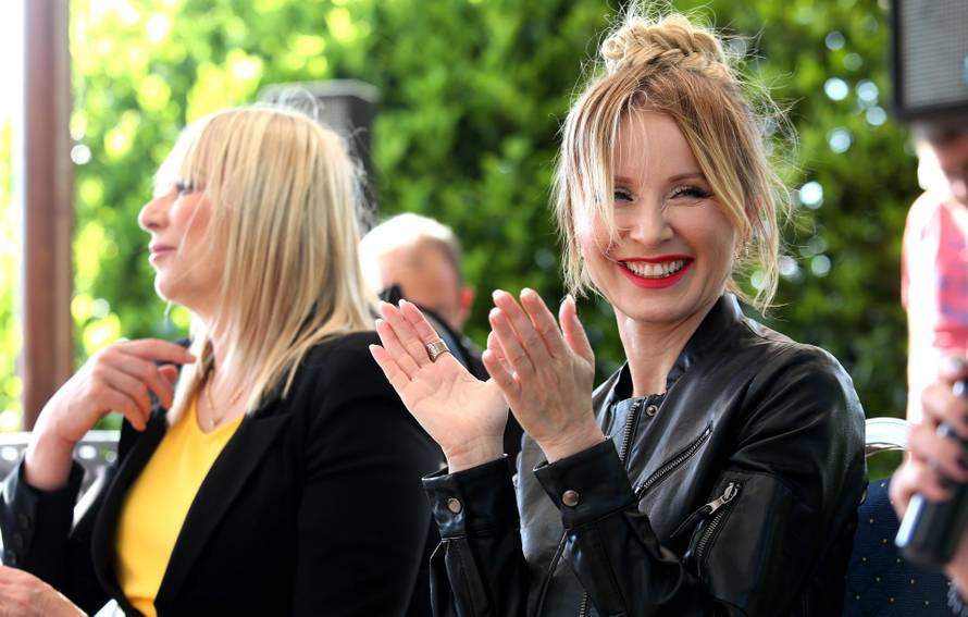 Danijela Martinović iznenadila je atraktivnim izdanjem: 'A još svašta lipoga spremamo...'