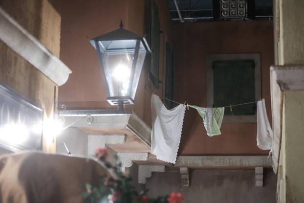 Zagreb: Obilazak kulisa i druženje s glumcima nove serije Divlje p?ele