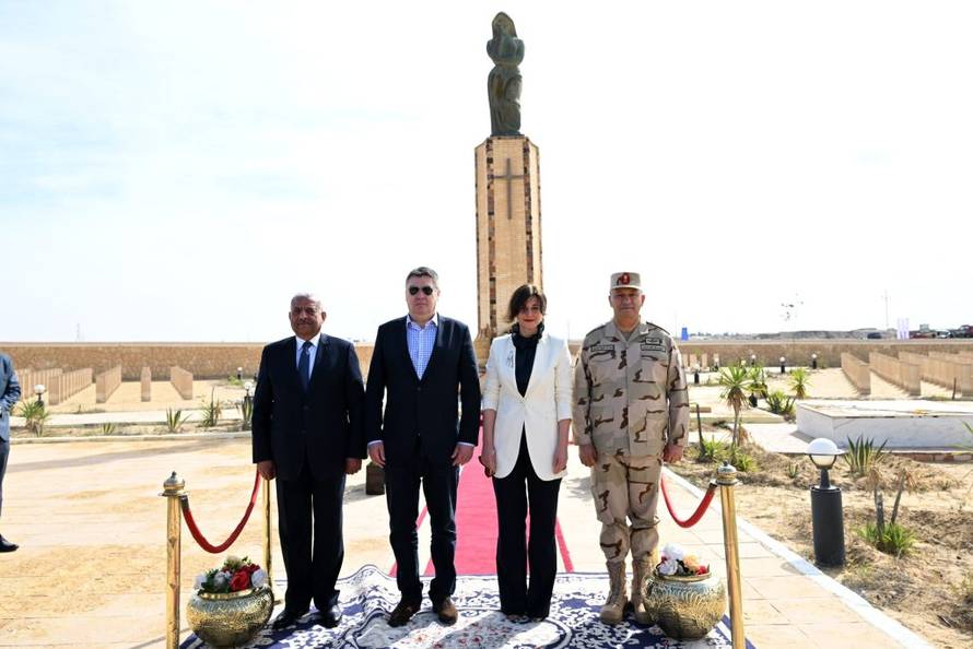 Zoran Milanović na spomen groblju hrvatskim izbjeglicama: El Shatt me se duboko dojmio