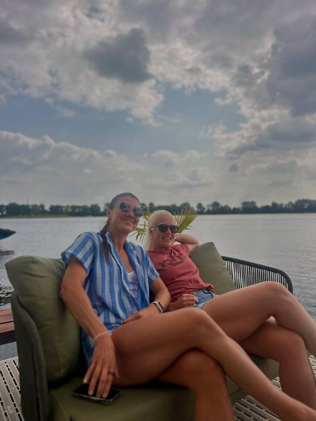 FOTO Tko, koga i s kim? Ovo su ljubavni parovi na ZOI 2026.!