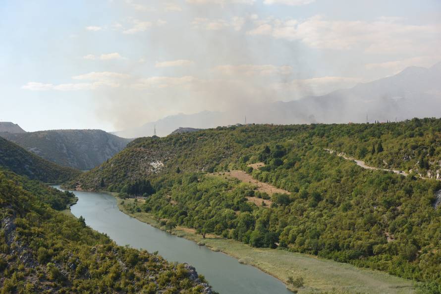 'Obranili smo kuće. Situacija je puno bolja, vjetar je oslabio...'