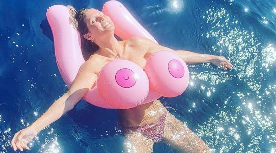 Trump bijesan na komičara zbog Epstein šale: 'Nikad nisam bio na tom otoku.  On je patetičan!'