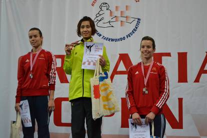 Sestrinska berba medalja: Ani srebro, Lucija osvojila broncu