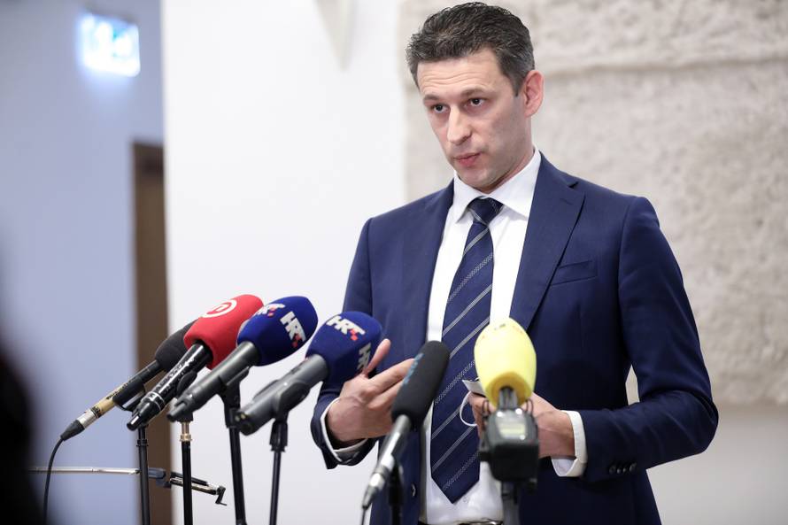 Petrov o mjerama: Tko je to pritisnuo Plenkovića da otvori kladionice, a ne ugostitelje?