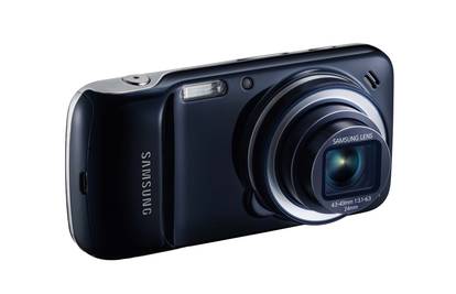 Samsung lansirao LTE verziju Galaxy Zoom mobitela-fotića