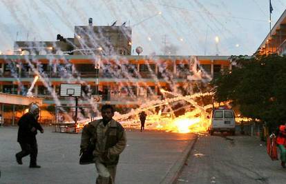 Izraelci bombardirali školu UN-a i ubili su dva dječaka