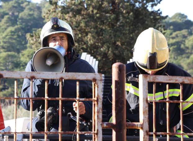 Šibenik:  Motomrazovi tradicionalno u predboži?no vrijeme darivali Centar za odgoj i obrazovanje Šubi?evac