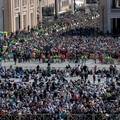 Na papin sprovod stiglo je oko 200.000 ljudi: 'Papa Franjo imao je otvoreno srce za sve...'