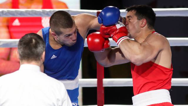 Zagreb: Luka Pratljačić nokautirao Marka Miluna u finalu Grand Prixa