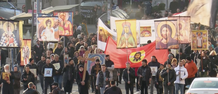 Prosvjed protiv dogovora Srbije i Kosova u Beogradu: 'Srpski narod neće to olako dopustiti'