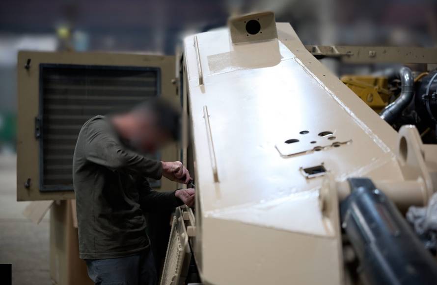 Zove se Nada! Hrvatski stroj, koji spašava živote završio je na ukrajinskoj poštanskoj marki!