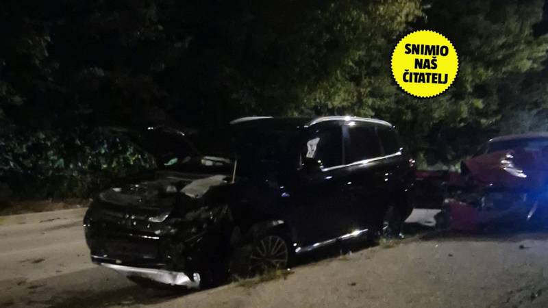 Imamo fotke! Pogledajte kako izgleda službeni automobil koji je slupao pijani HDZ-ovac