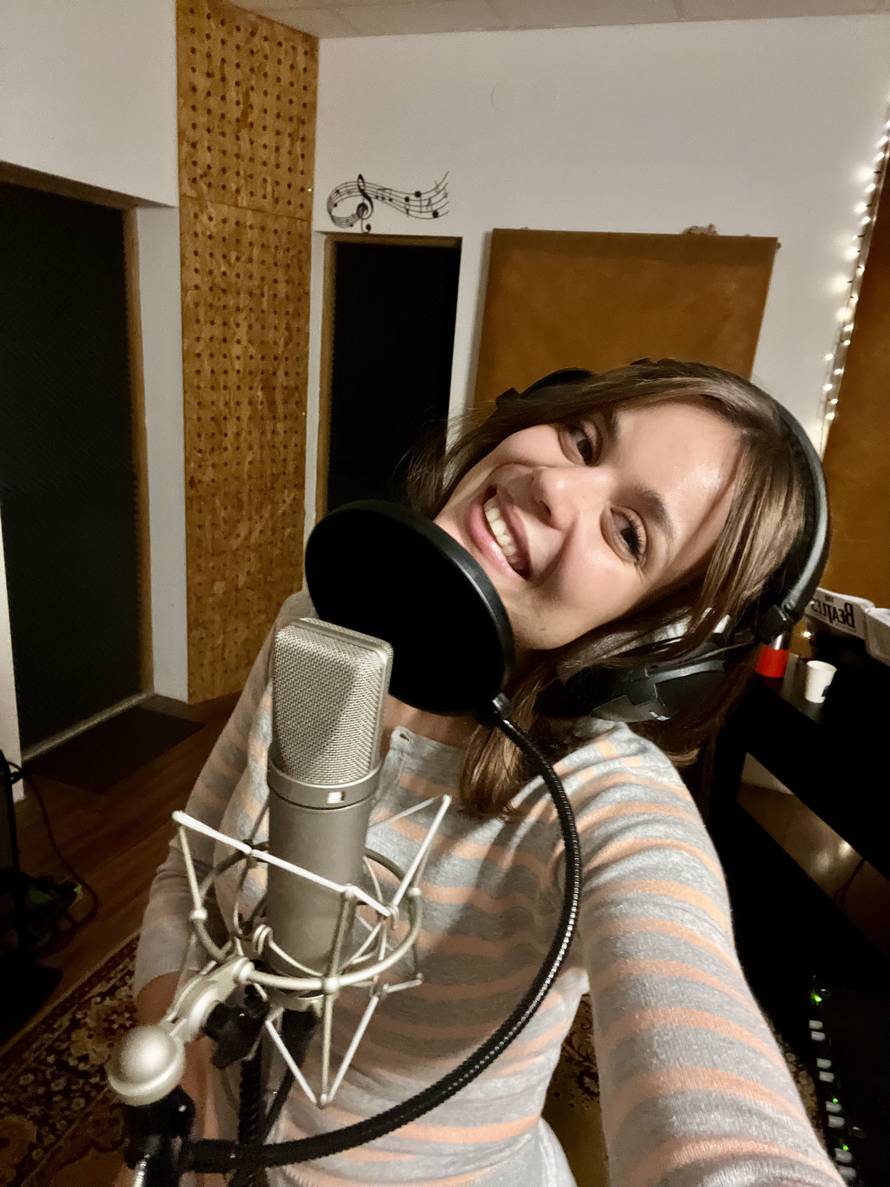 Lara Demarin se vraća na Doru s pjesmom Mantra: 'Cvek me naučio da se strpljenje isplati!'