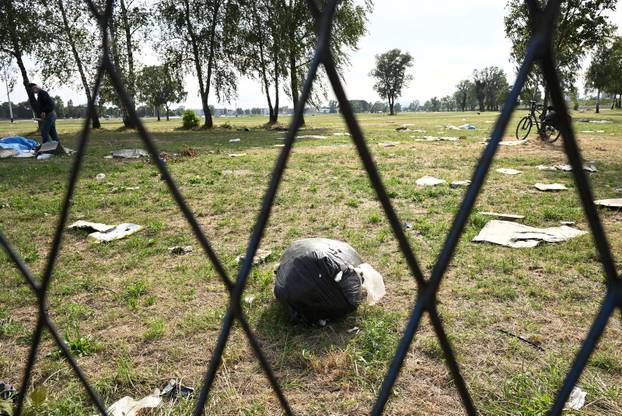 Zagreb: Nakon koncerta Thompsona još ima smeća oko Hipodroma