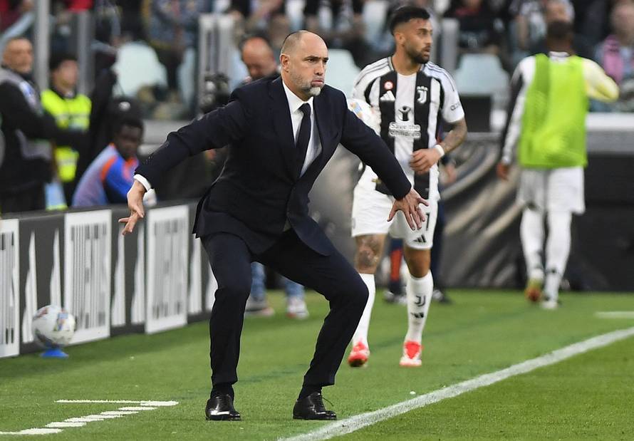 Serie A - Juventus v Genoa