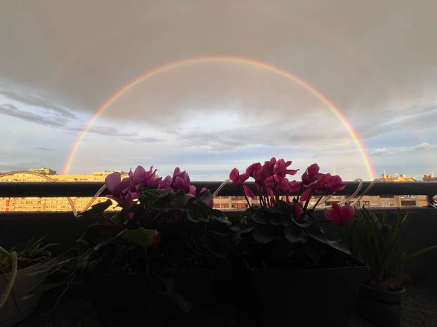 FOTO Prekrasni prizori na nebu iznad Zagreba: Pogledajte fotografije dvostruke duge